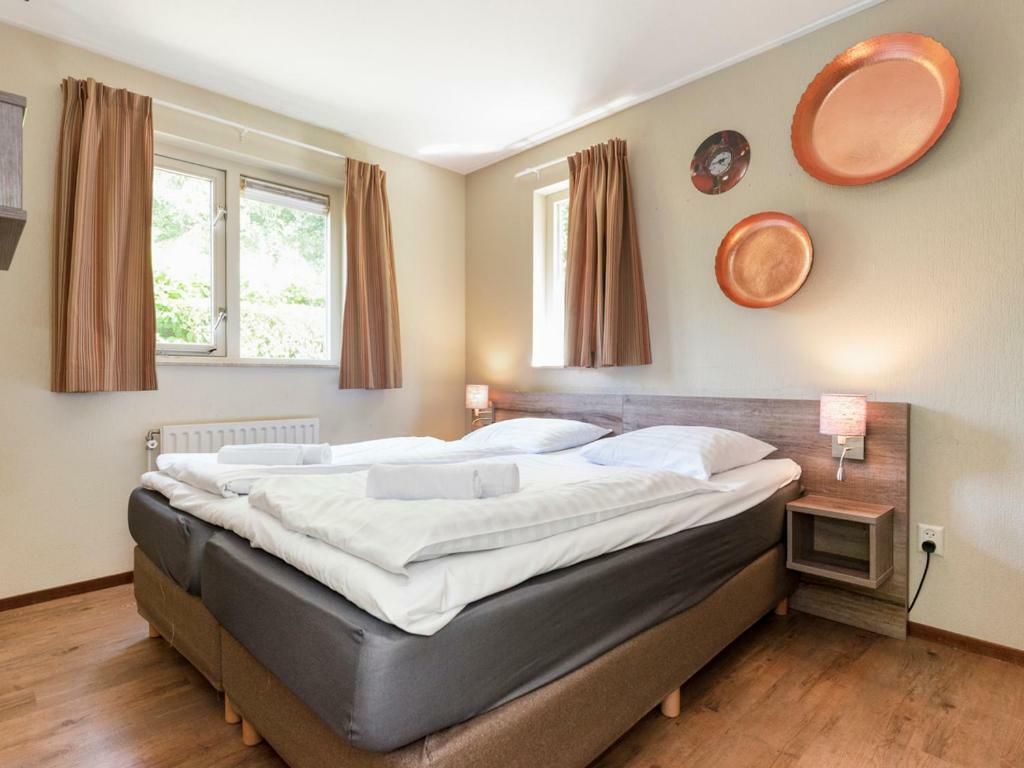 Landal Duc de Brabant Hotel Westelbeers Bagian luar foto